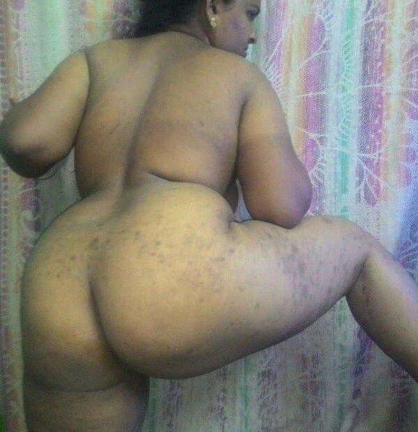 mature local desi aunty nude pics - 32