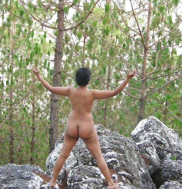 Teasing Telugu Milf Aunties Are Good For Having A Sexual Company 11 telugu aunty nude images sexy big ass boobs - 50