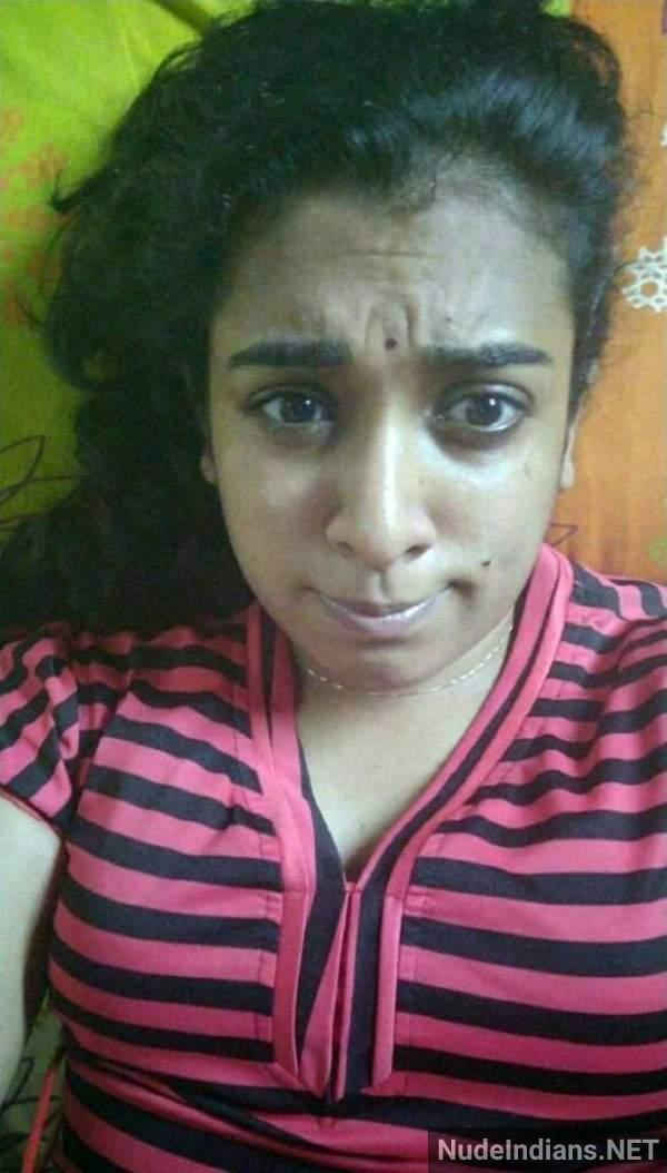 mallu bhabhi hot nude indian pics 22