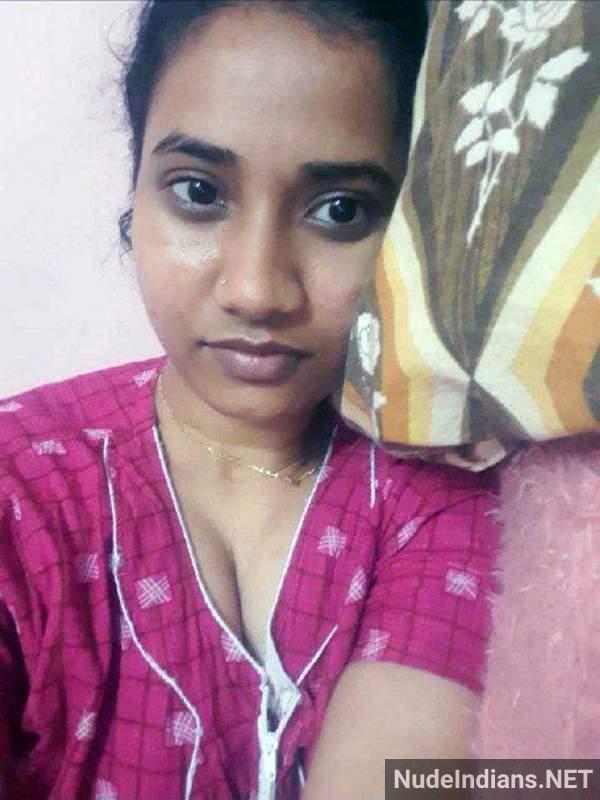 mallu bhabhi hot nude indian pics 10