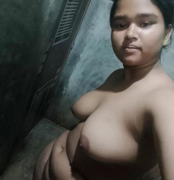 horny mallu girl nude bath pics of big boobs show 6